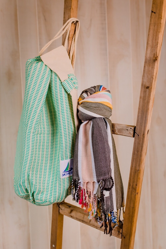 Splashing Tide Multi-colored Towel
