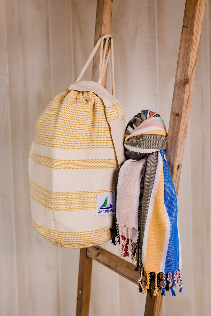 Splashing Tide Multi-colored Towel