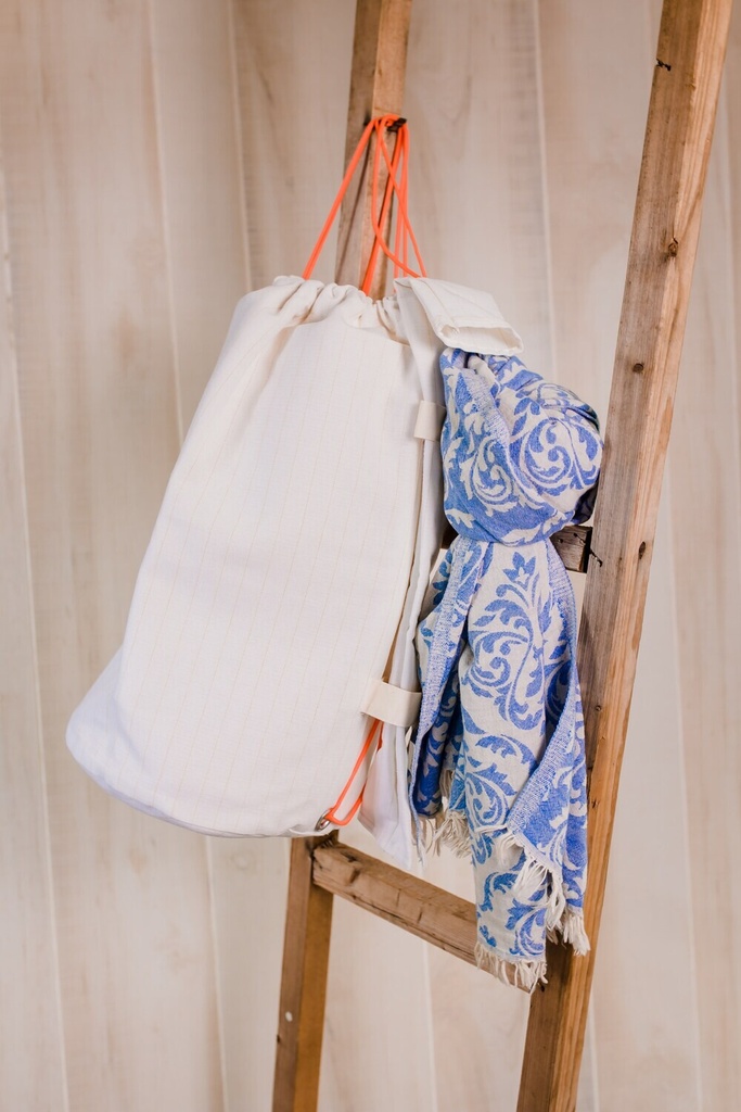 Sea Side Cottage Blue Towel