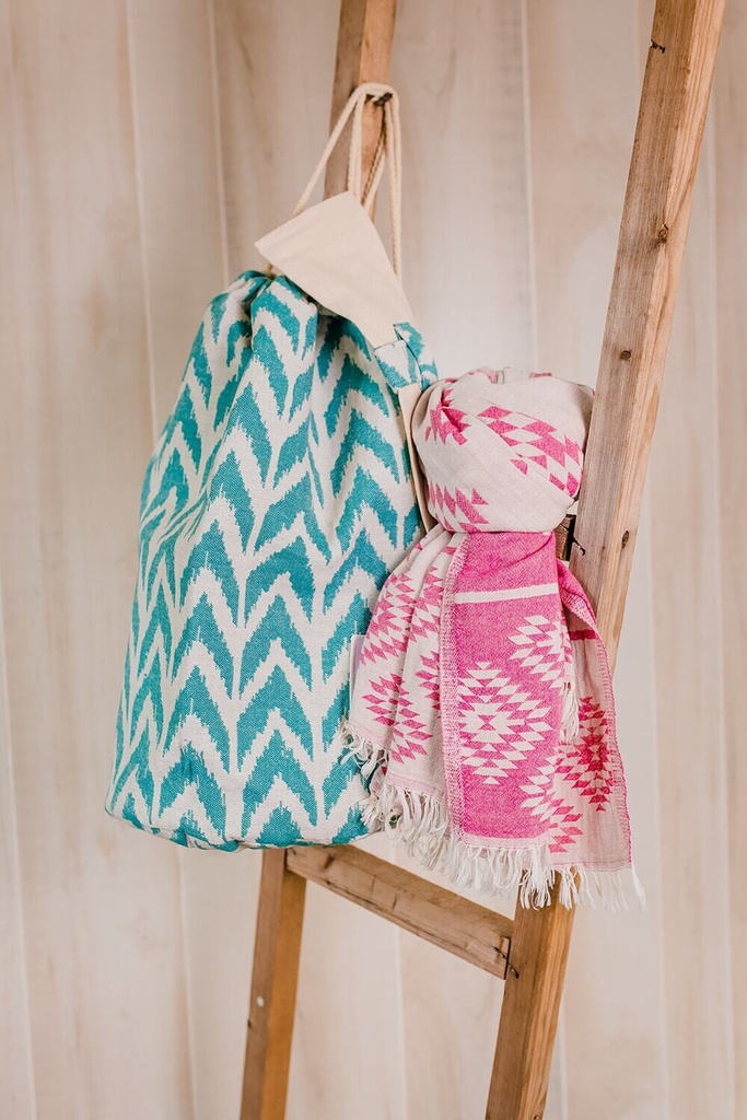 Western Winds Pink Towel