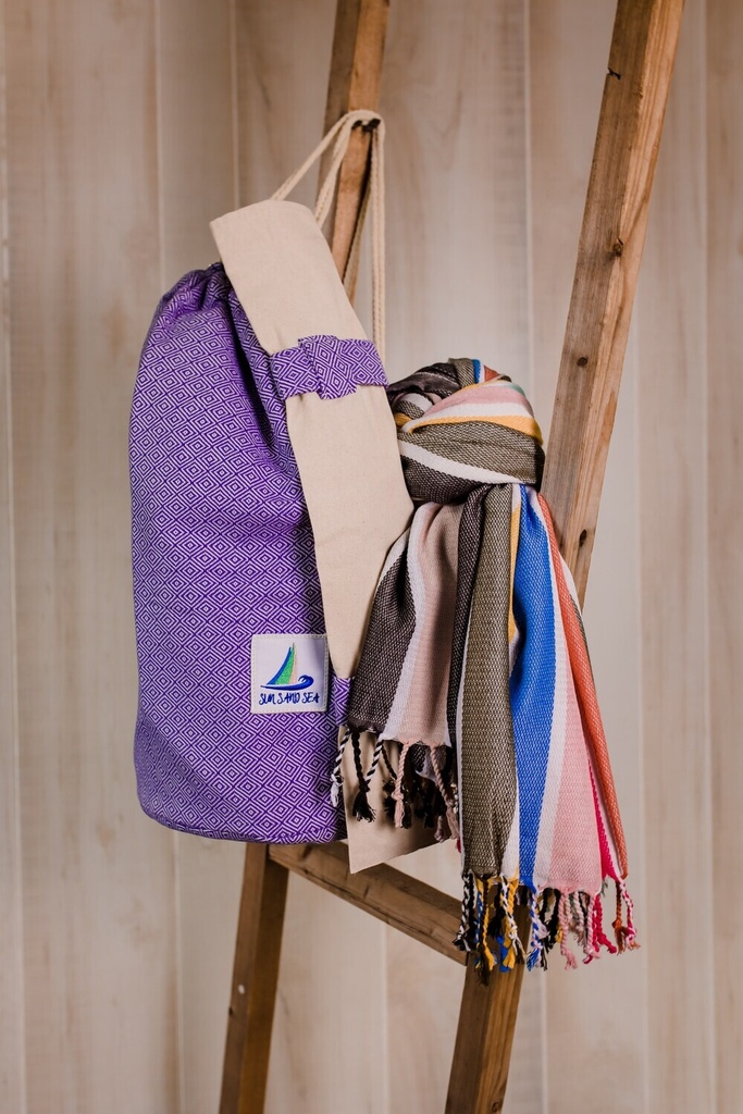 Splashing Tide Multi-colored Towel